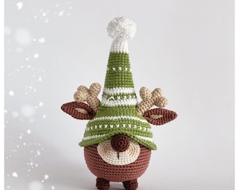 Amigurumi Crochet Reindeer Pattern Kit