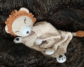 Cuddly Lion Comforter Crochet Pattern