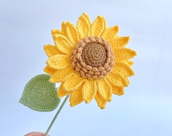 Sunflower Crochet Bouquet Pattern for Graduation DIY