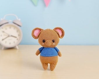 Free Handmade Amigurumi Mouse Crochet Pattern PDF