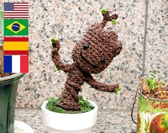 Cute Baby Groot Crochet Pattern in English/Portuguese