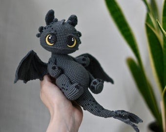 Multi-Language Black Dragon Crochet Pattern PDF