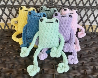 No-Sew Leggy Froggy Crochet Pattern for Beginners