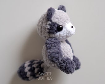 Raccoon Crochet Pattern: Cute Amigurumi Keychain Toy