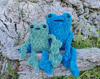 No-Sew Leggy Froggy Crochet Pattern Pack