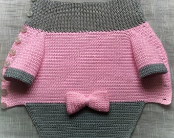 Crochet French Bulldog Sweater Pattern with Bow