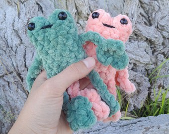 Easy No-Sew Baby Froggy Crochet Pattern