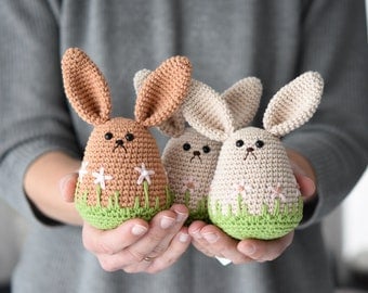 Spring Bunny Amigurumi Crochet Pattern & Tutorial