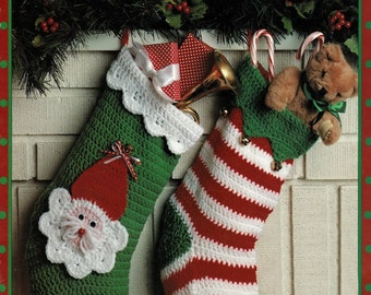 Vintage Crochet Christmas Stockings Pattern PDF - B402