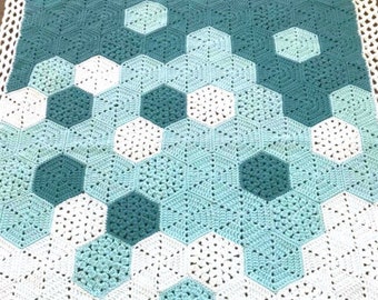Deborah O'Leary's Easy Hexagon Baby Blanket Pattern