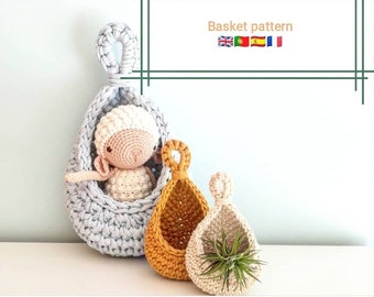 Large Crochet Affair Hanging Basket Pattern