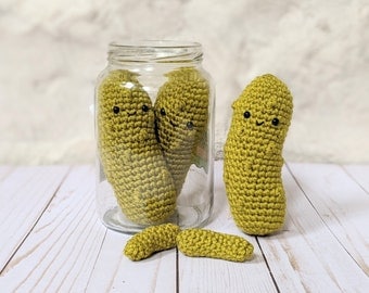 Easy Beginner Amigurumi Christmas Pickle Crochet Pattern