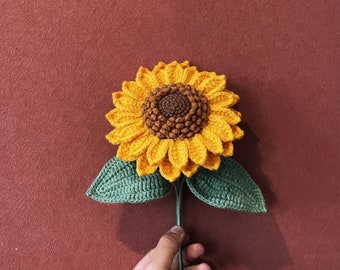 Sunflower Amigurumi Crochet Pattern: Realistic Home Decor