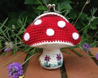 Crochet Pattern for Toadstool Coin Purse