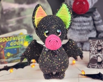 Halloween Amigurumi Bat Crochet Pattern