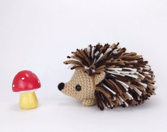 Heath the Hedgehog: Amigurumi Crochet Pattern PDF
