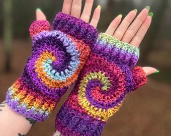Crochet Pattern for Spiral Fingerless Gloves