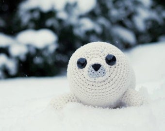 Bubbly Baby Seal English Crochet Pattern