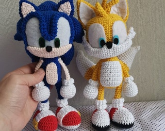 Sonic and Tails Crochet Pattern: Spanish Edition