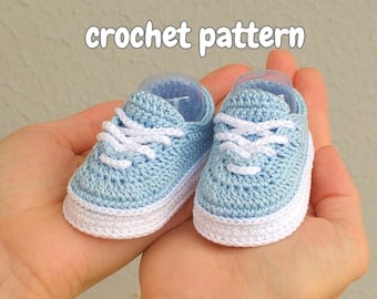 Crochet Baby Shoes Pattern: DIY Shower Gift