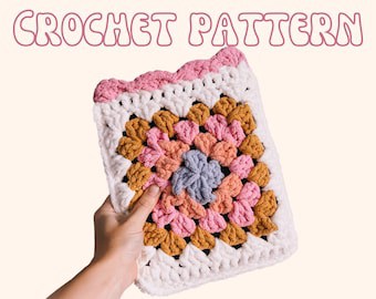 Retro Granny Square Tablet Sleeve Pattern