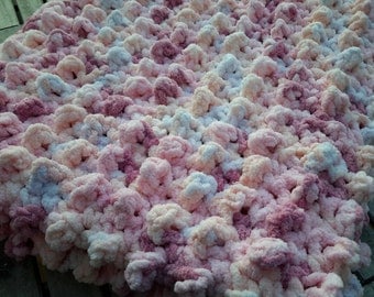 Deep-Texture, Easy Crochet Baby Blanket Pattern