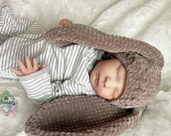 Newborn Velvet Bunny Ear Crochet Beanie Pattern