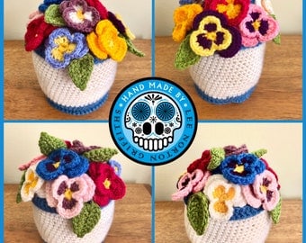 Viola Pansy Crochet Flower Pot Pattern"