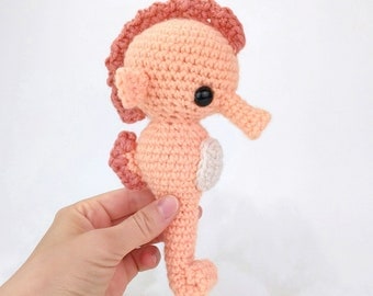 Sunny Seahorse PDF: Amigurumi Crochet Pattern