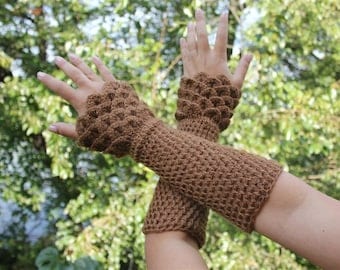 Dragon Gloves Crochet Pattern with Crocodile Stitch
