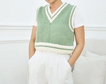 Beginner-Friendly Chunky Knit Vest Pattern