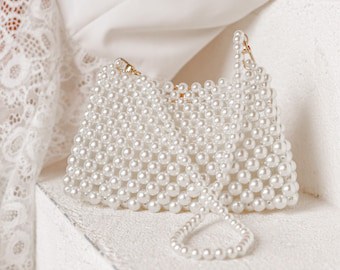 Stylish Personalized Pearl-Embroidered Makeup Handbag