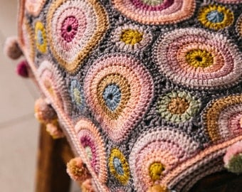 Jane Crowfoot's Magical Crochet Circle Scarf Pattern