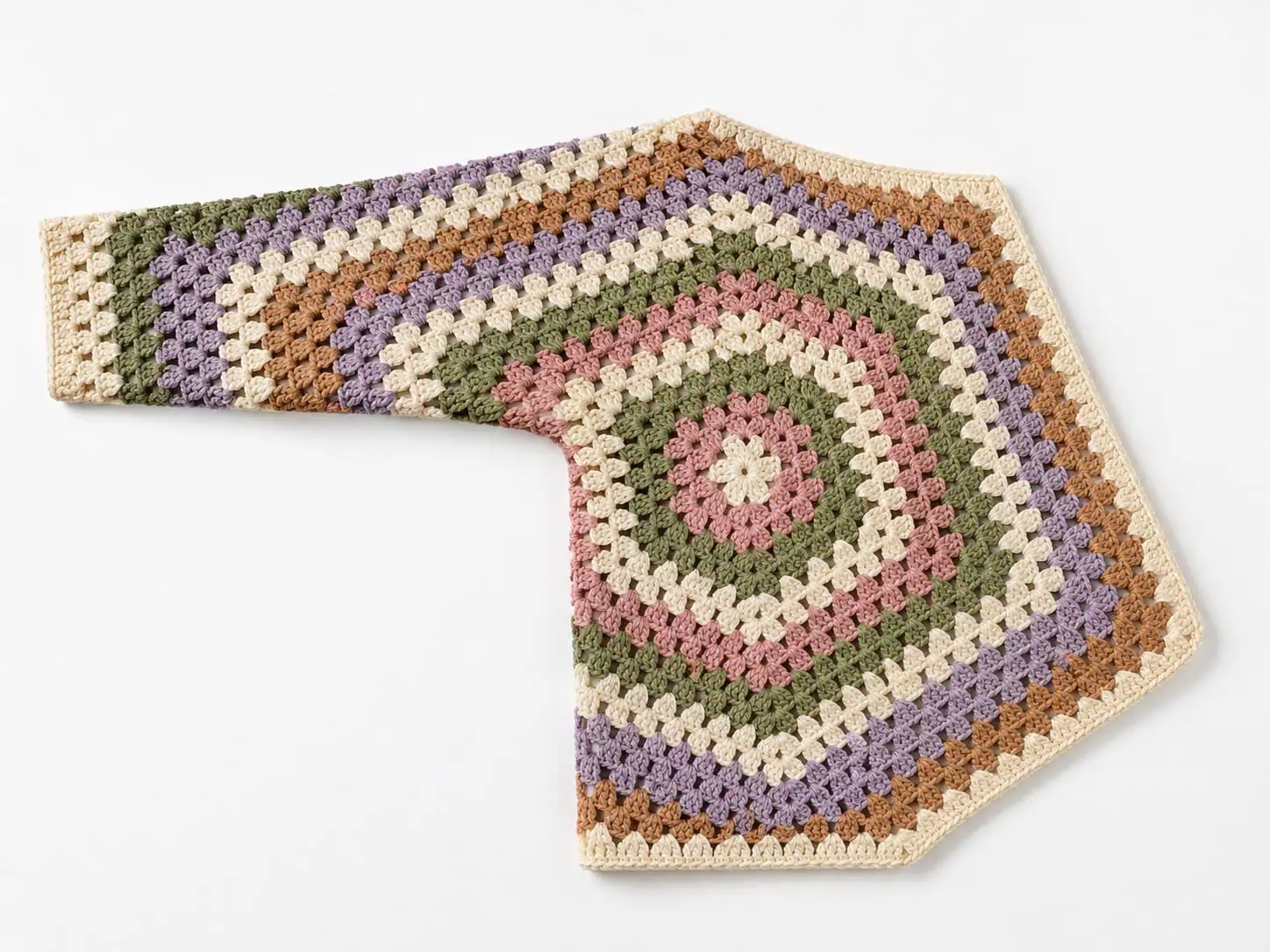 Cozy Hexagon Crochet Cardigan — Free Easy Pattern 4 Cozy Hexagon Crochet Cardigan — Free Easy Pattern
