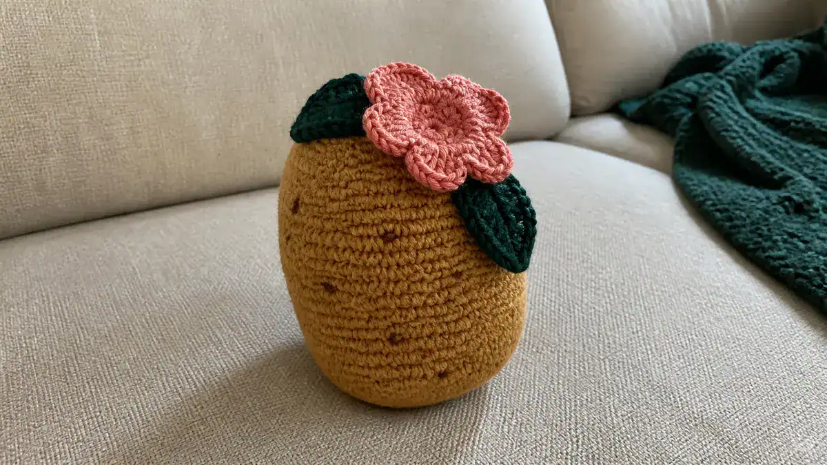 30 Potato Crochet Patterns: Spud Amigurumi, Desk Buddies, Play Food, and Clever Gag Gifts, handmade crochet project
