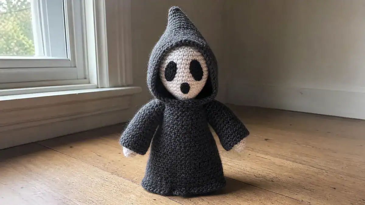 24 Ghostface Crochet Patterns for Spooky Decor, Gifts, and Amigurumi Fun, handmade crochet project