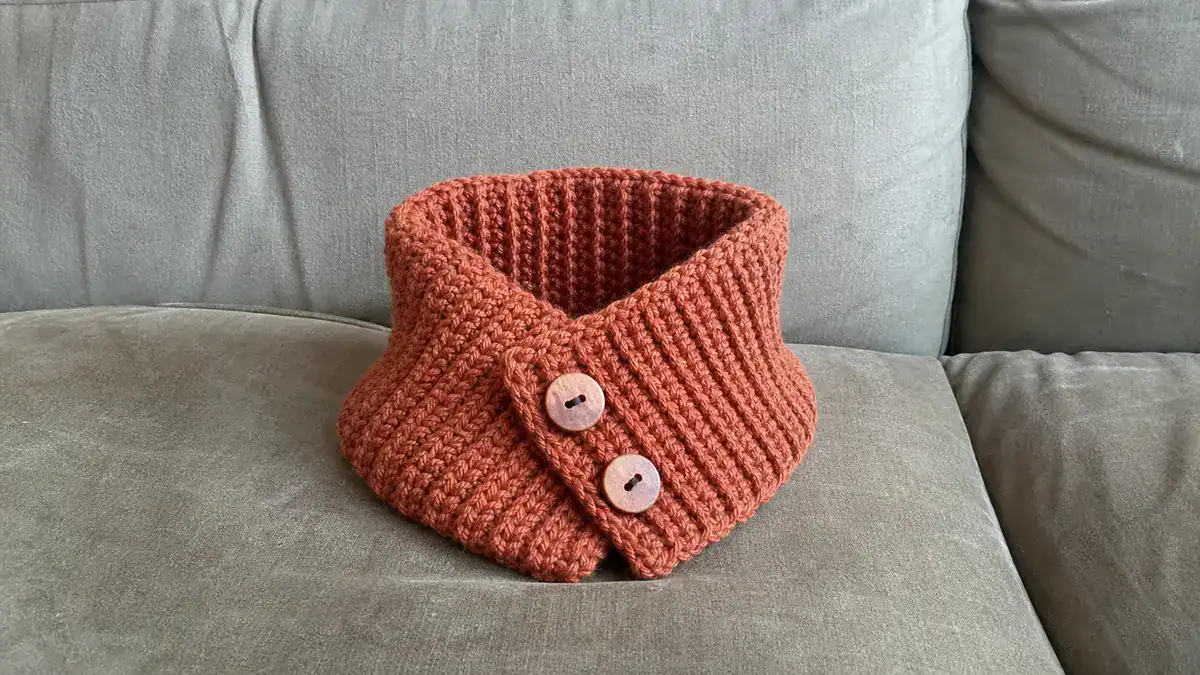 26 Neck Warmer Crochet Patterns: Fashionable DIY Projects for Beginners, handmade crochet project