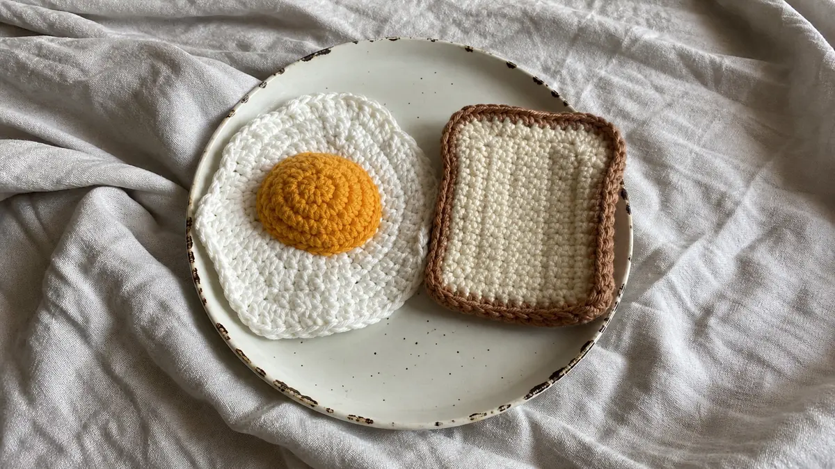 Kate Jenkins Crochet Art: Exploring an Edible World, handmade crochet project