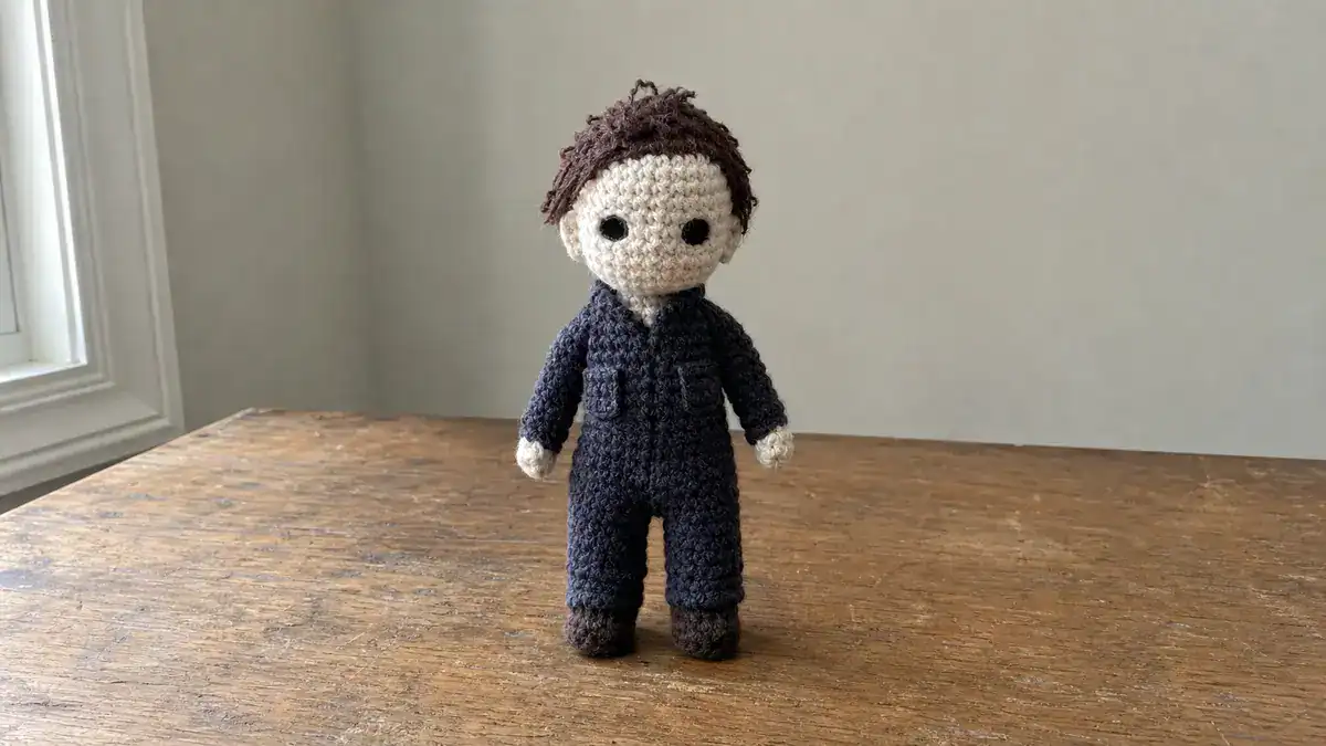 29 Michael Myers Crochet Patterns for Halloween Decor, Gifts, and Horror-Fan Keepsakes, handmade crochet project