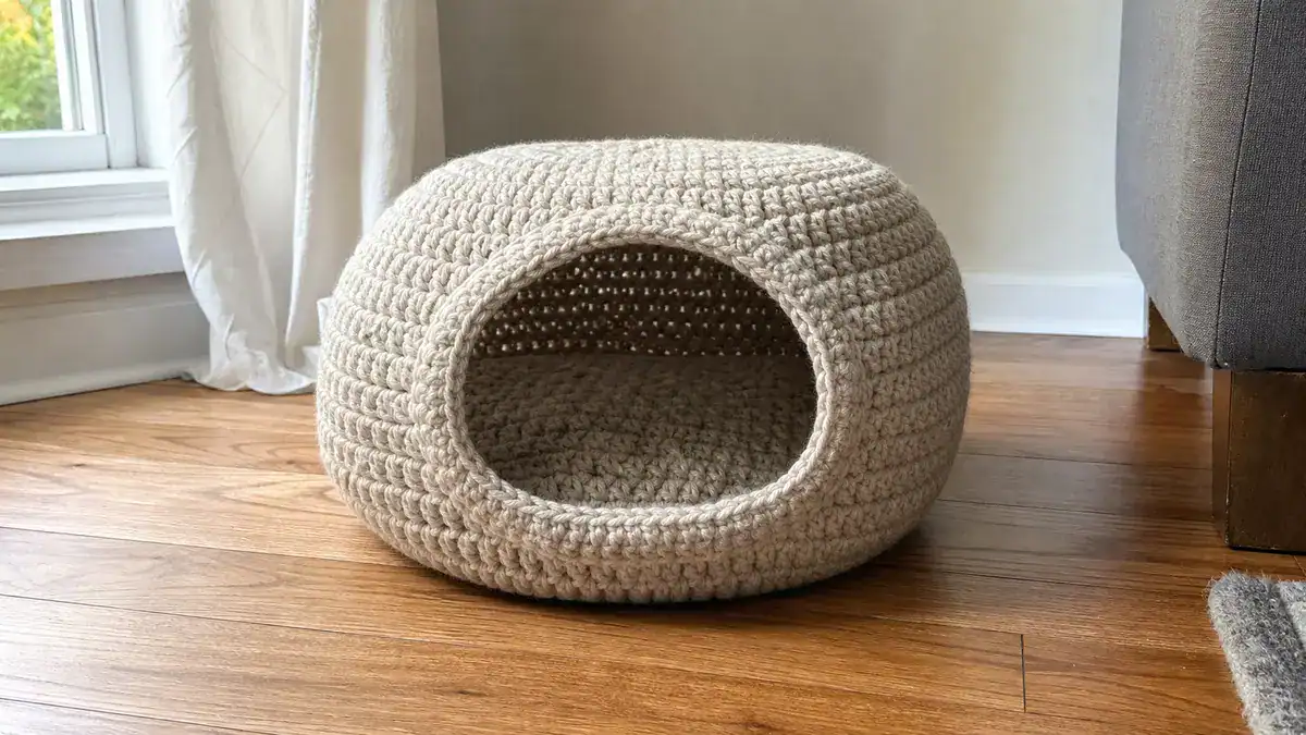 30 Cat Bed Crochet Patterns for Cozy Caves, Pods, and Pet Nests, handmade crochet project
