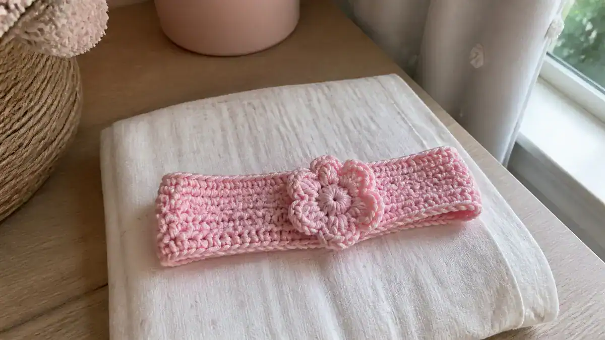 25 Baby Headband Crochet Patterns: Create Adorable Keepsakes for Your Little One, handmade crochet project