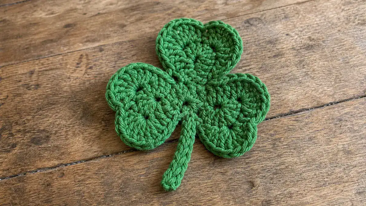 30 Fun Crochet Clover Patterns Perfect for St. Patrick’s Day, handmade crochet project