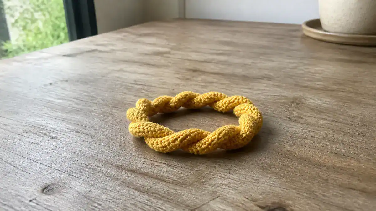 Interview with Etsy Crochet Artist Abinocoe, handmade crochet project