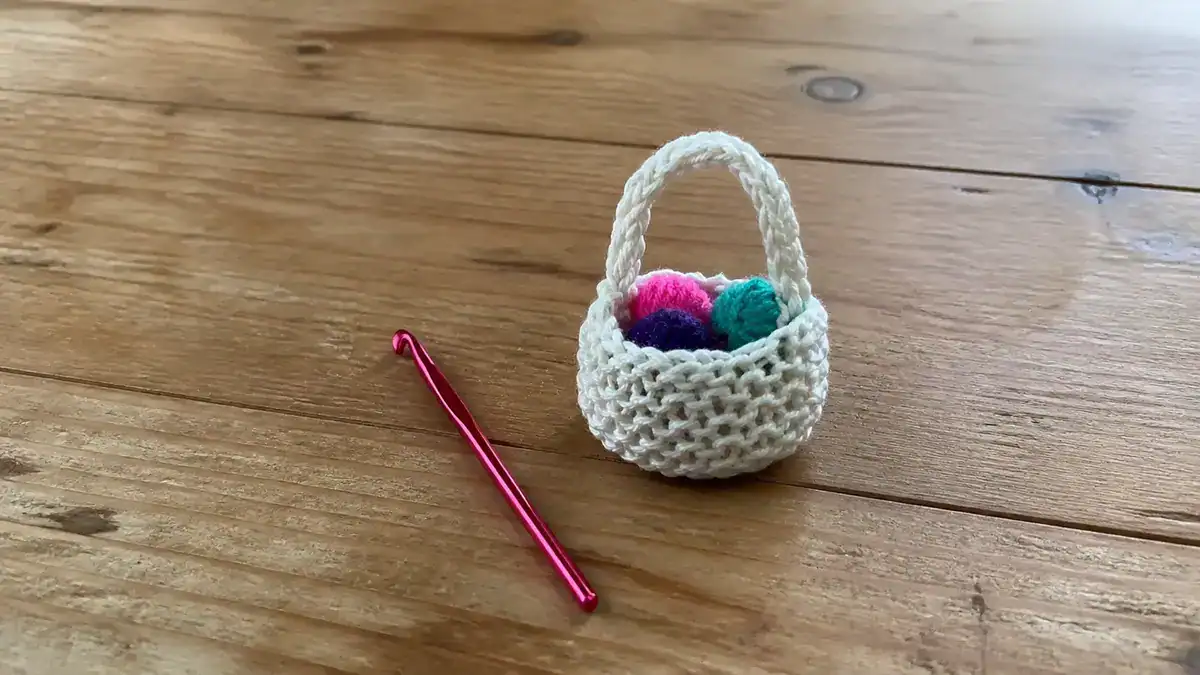 13 Adorable Mini Yarn Balls You Won’t Want To Miss, handmade crochet project