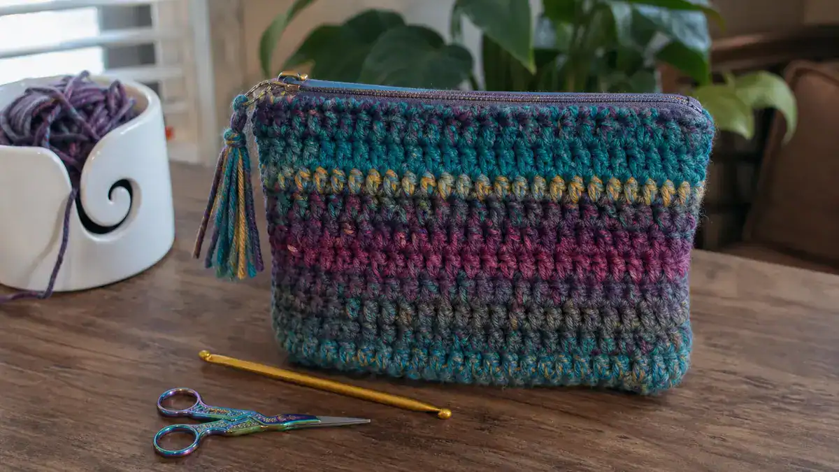 8 Gifts for Crocheters – Great Ideas to Delight and Inspire, handmade crochet project