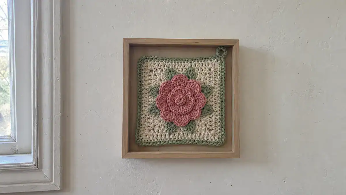 Turning Crochet Potholders Into Art Displays (Full List), handmade crochet project