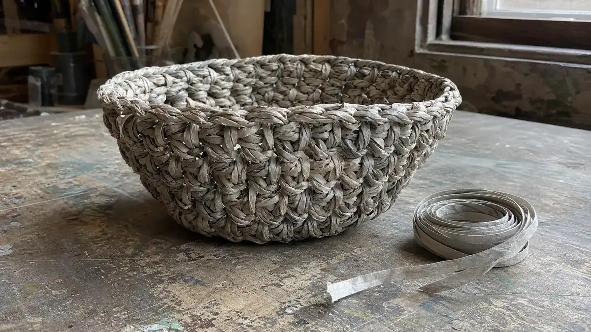 Ivano Vitali Turns Newspaper Into Crochet Art, handmade crochet project