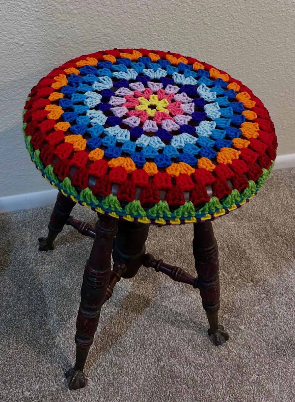 the two toned blanket that made me fall for crochet 3